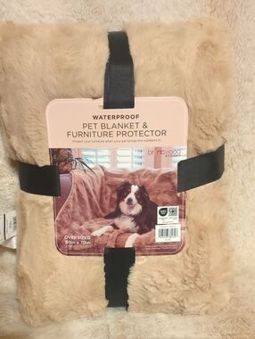 Brentwood Waterproof Pet Blanket & Furniture Protector - Beige Faux Fur